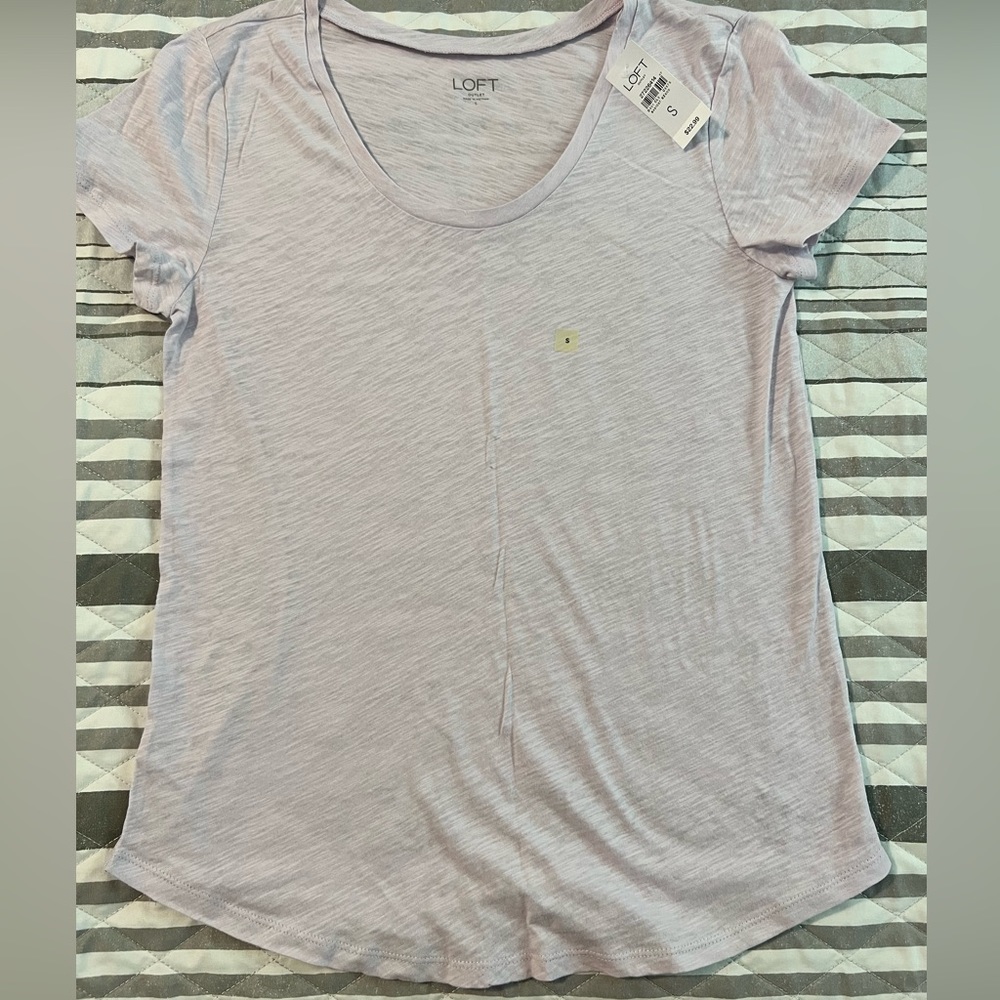 LOFT Tshirt